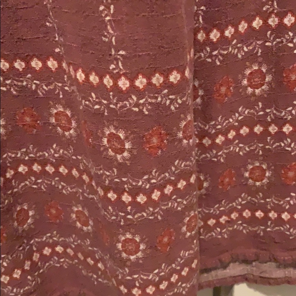 blouse - Picture 2 of 3